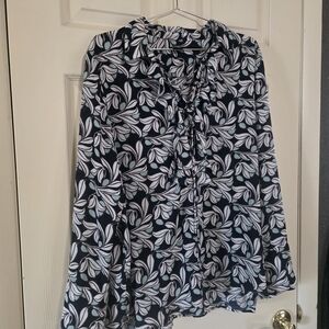 Ann Taylor Black and White Leaf Print Blouse